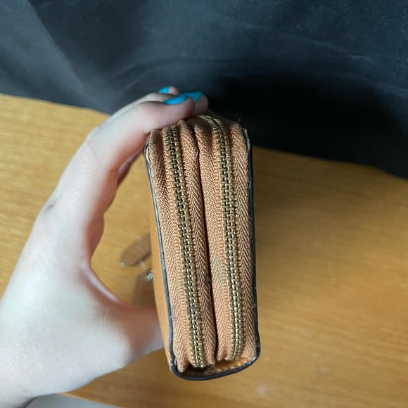 Coach wallet - Picture 3 of 7